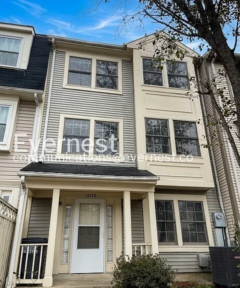 12135 Salemtown Dr — Photo 1