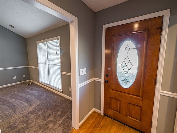 3rd image of 433 Lee Road 504