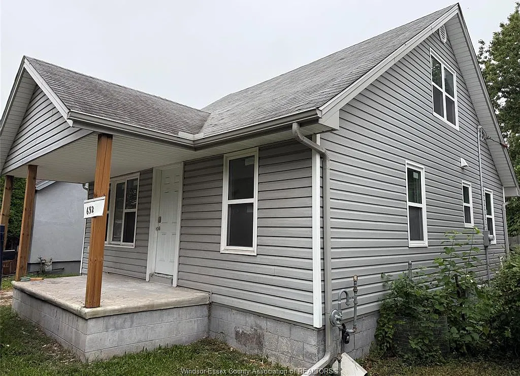 6 bed, 1.5 bath, $2,695 — Photo 1