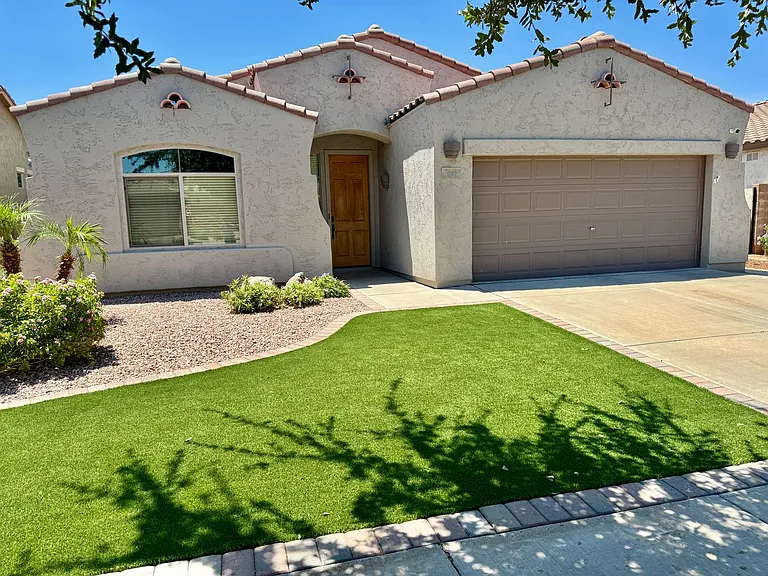 847 E La Costa Pl — Photo 6