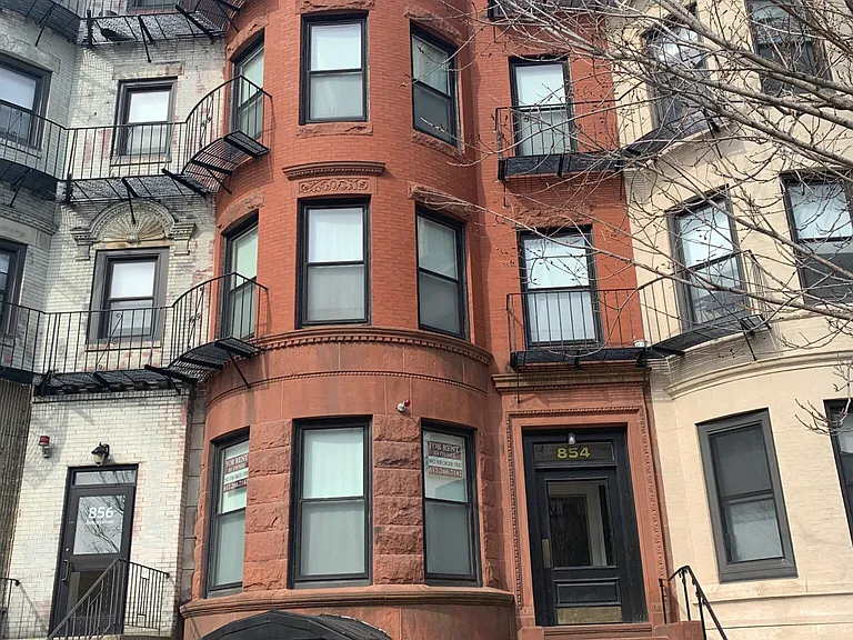 854 Beacon St #A — Photo 8