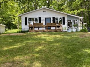 4655 E Arnold Lake Rd, Harrison, MI 48625