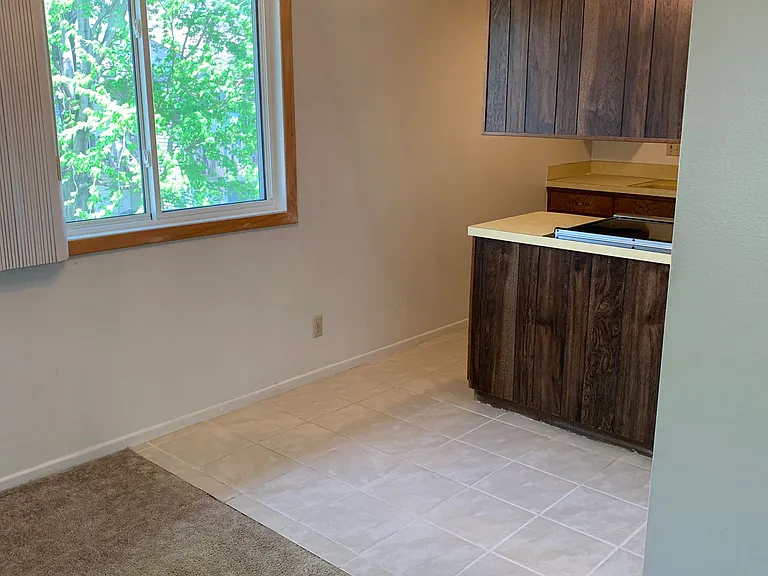 2025 NW Hickory Ln #7 — Photo 14