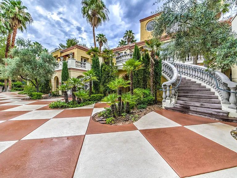 230 E Flamingo Rd #219 — Photo 22
