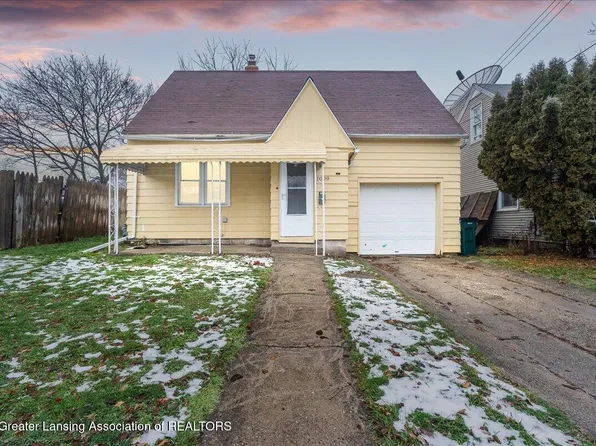 1009 Hapeman St, Lansing, MI 48915