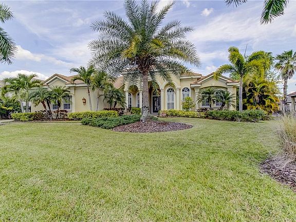 2nd image of 325 Cocoplum Ct