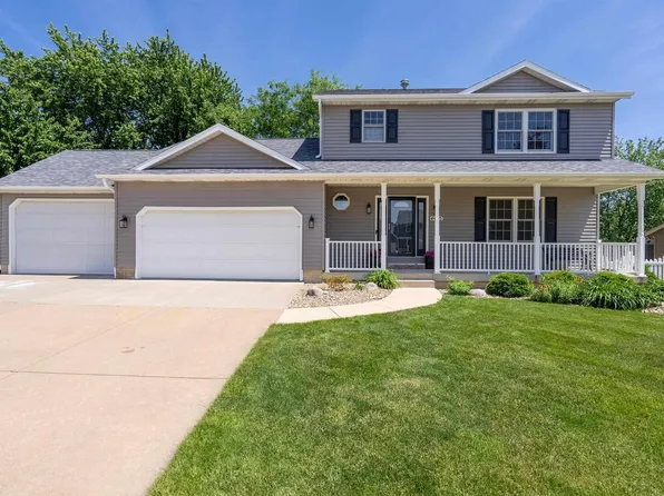 4405 Regency Pl, Davenport, IA 52806