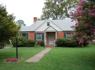 911 Orchard Rd, Richmond, VA 23226