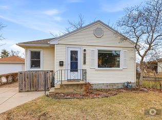 1523 N May St, Joliet, IL 60435