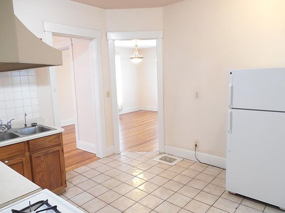 Kitchen now Has all $ 4000 new stainless appliances