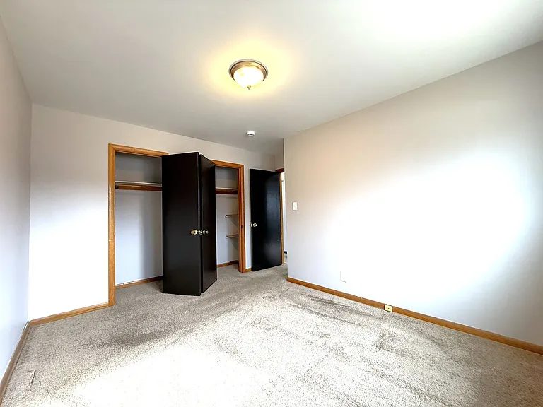 11049 W Hampton Ave — Photo 6