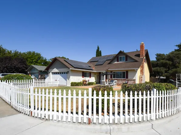 202 Riverside Dr, Woodland, CA 95695
