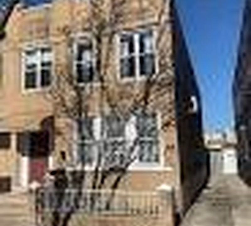 2nd image of 28-40 37th St
