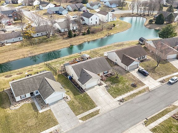 4th image of 53 Morse Cir