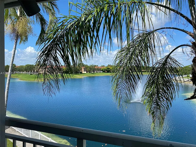 8600 SW 212th St #308 — Photo 2