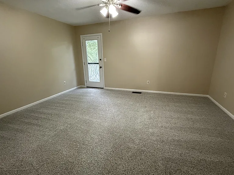816 Shadow Ln #1 — Photo 14