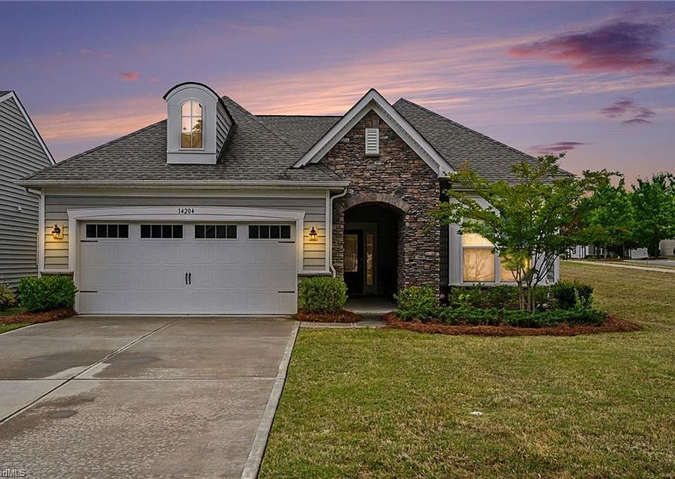 1st image of 14204 Southbridge Forest Dr