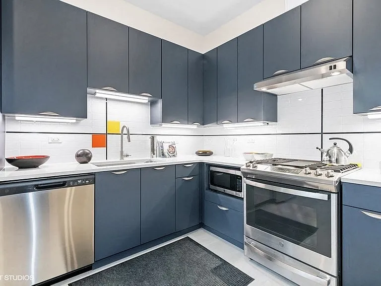 4714 N Sheridan Rd — Photo 5