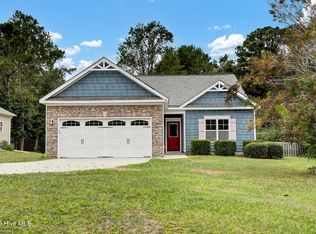 596 Tar Landing Rd, Holly Ridge, NC 28445