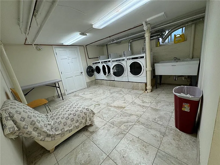 667 Yonkers Ave #1R — Photo 15