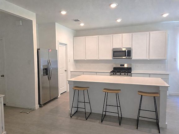 4th image of 10201 Pelican Hill Ln