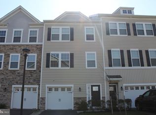 16 Naples Ln, Mount Laurel, NJ 08054