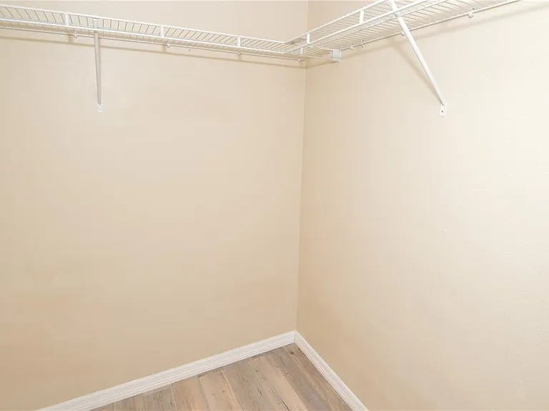 8764 Mallard Reserve Dr #101 — Photo 37