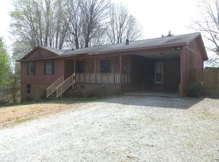 3528 Gaddy Dr, Trinity, NC 27370