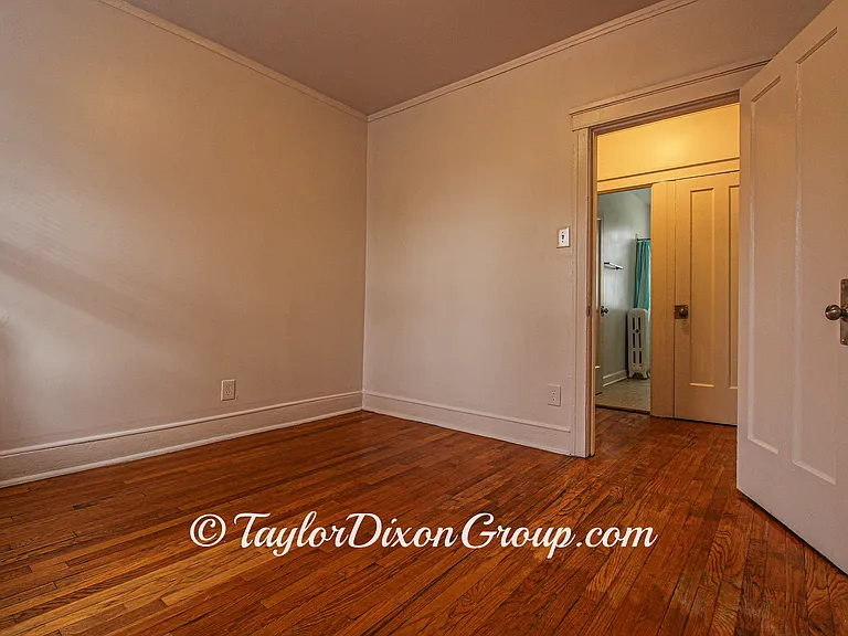506 E 70th St #1 — Photo 14