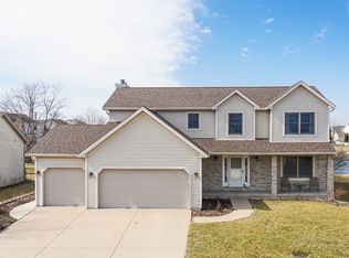 1219 Lodge Pole Ln, Normal, IL 61761
