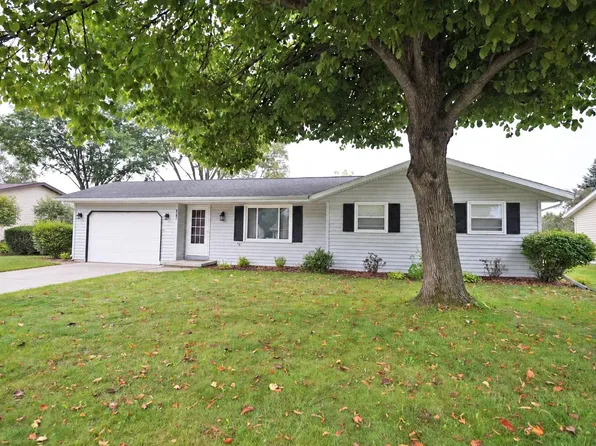 2515 Lance St, Green Bay, WI 54313