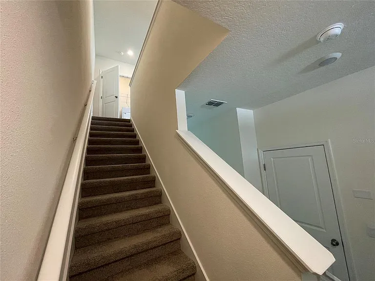 11127 Crescent Deer Dr — Photo 24