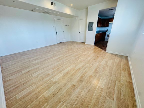 3rd image of 7327 Milwood Ave APT 202