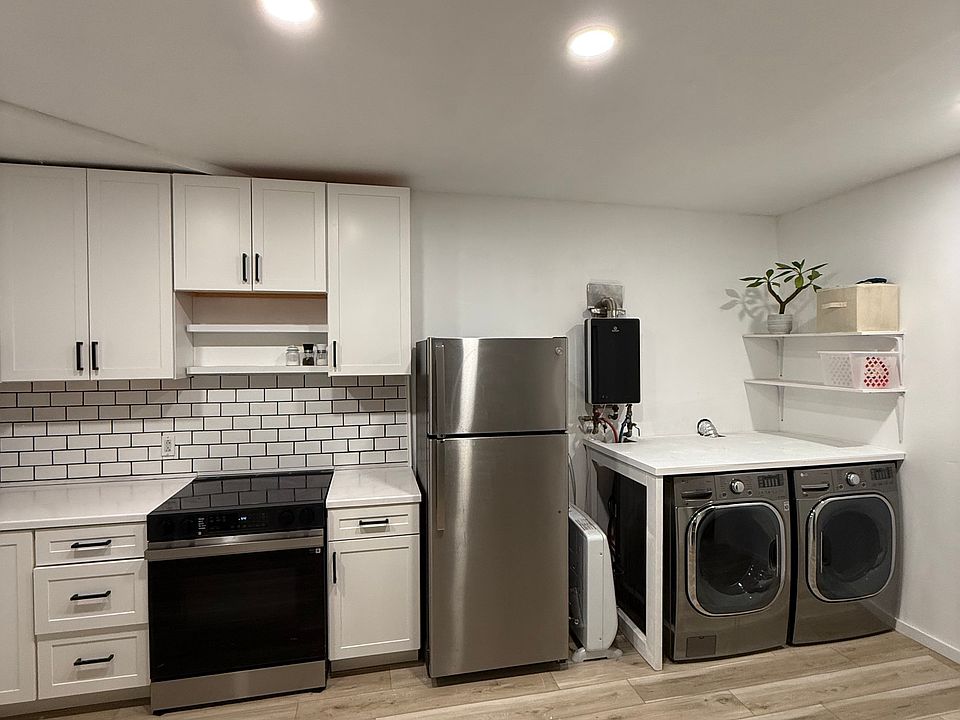 1st image of 635 Primavera Rd #2