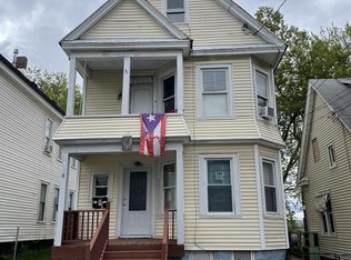 8 Daggett Ter, Schenectady, NY 12307