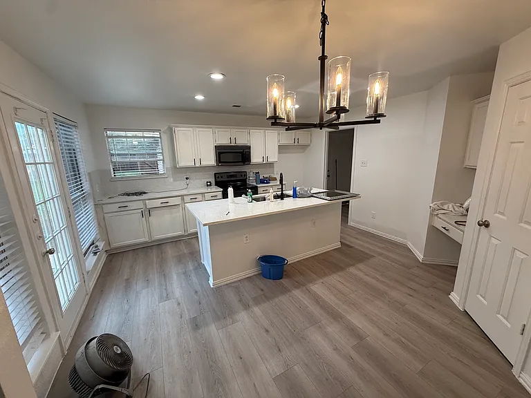7865 Squire Ln — Photo 10