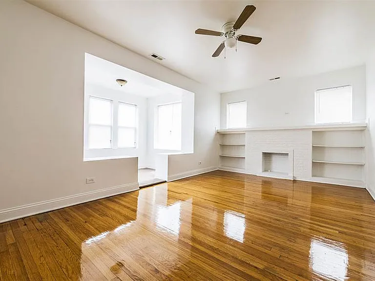 6954 S Calumet Ave — Photo 3