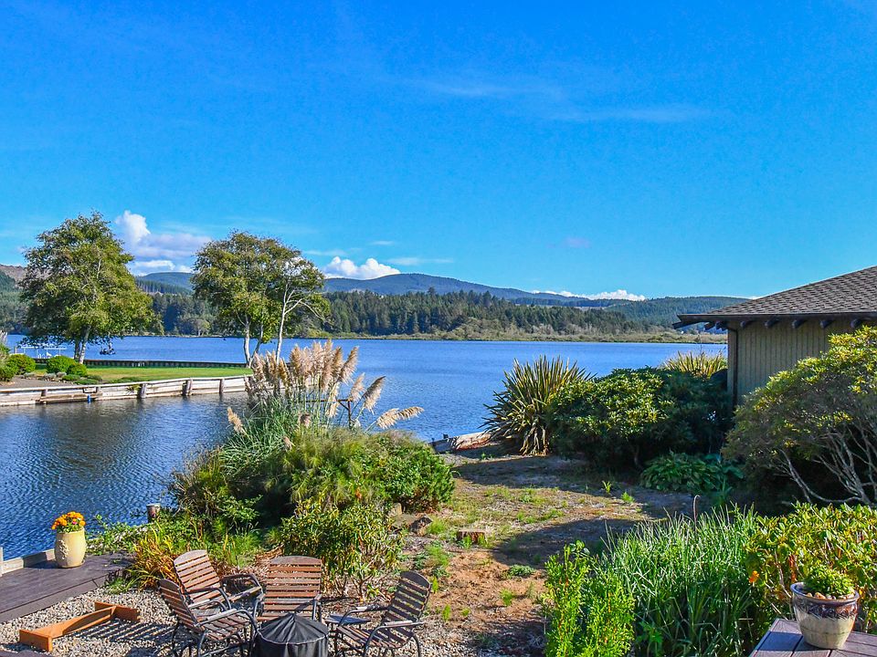1st image of 1138 NE West Lagoon Dr
