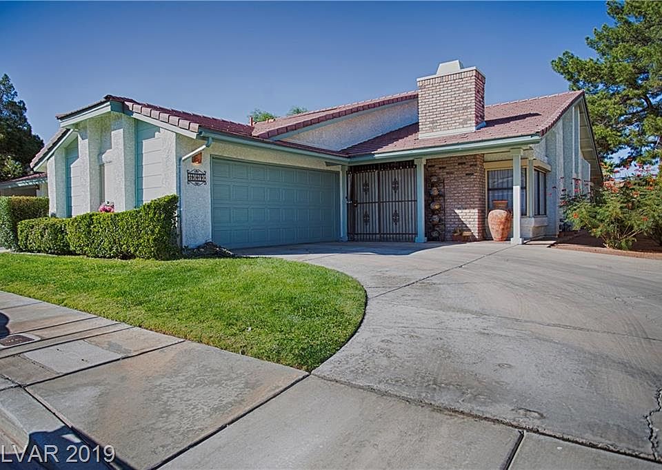 1st image of 2060 Heritage Oaks St