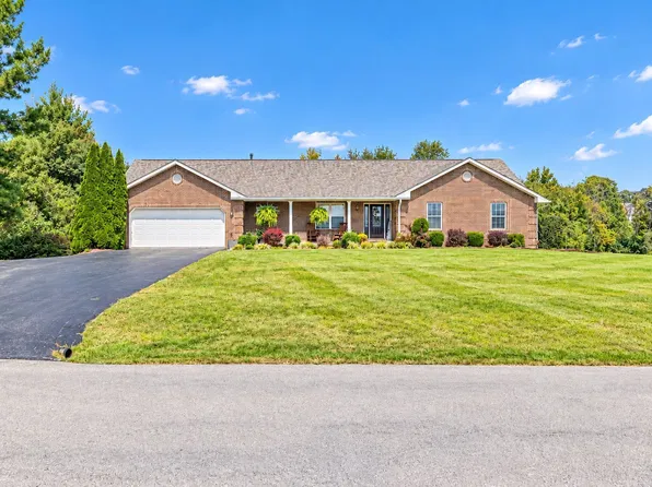 270 Steeplechase Dr, Campbellsville, KY 42718