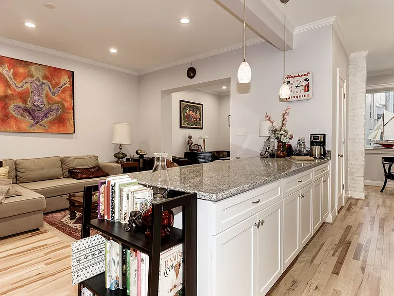 1214 Park Rd NW #1 — Photo 4