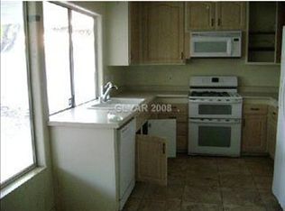 7089 Fenway Ave, Las Vegas, NV 89147