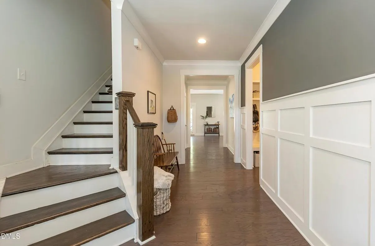 5 bed, 3730 sqft, $3,500 — Photo 4