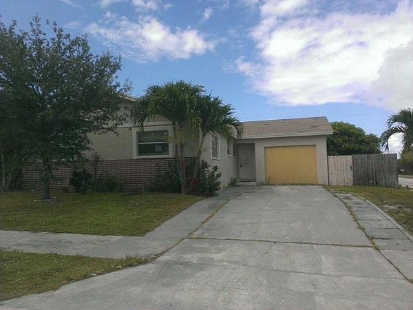 1st image of 1702 16th Ave N