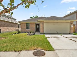 8122 Blackcherry Ln, Baytown, TX 77523