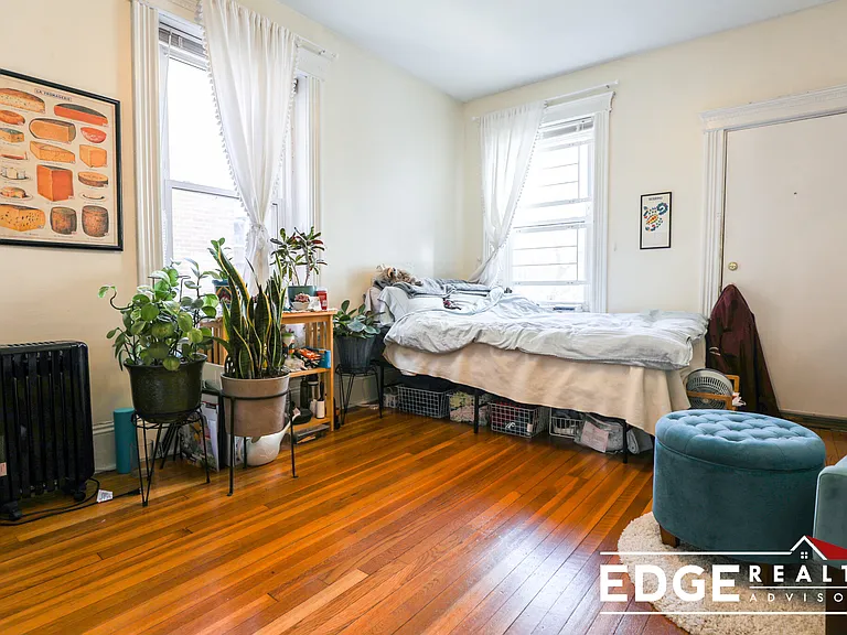 16 Fuller St #2 — Photo 8