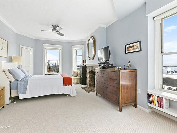 5th image of 62 Montague St APT 7ABE