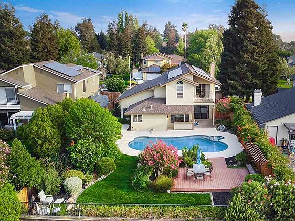 2nd image of 3510 Davi Pl