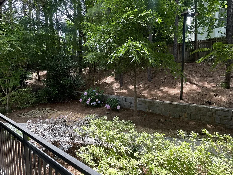 915 Glenwood Apartments on the Beltline — Photo 120