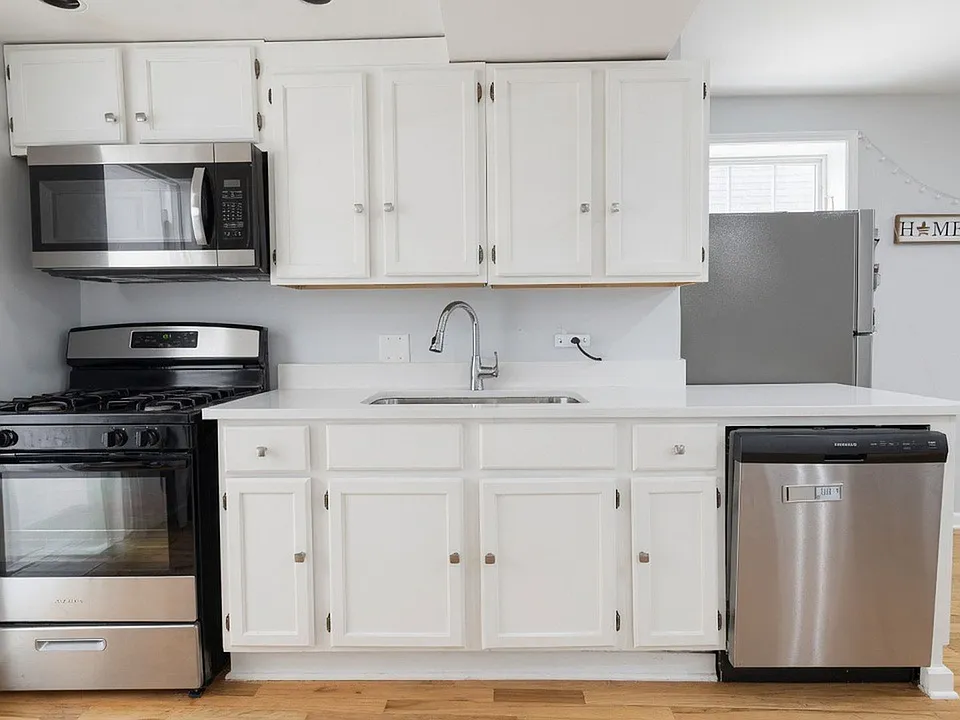 959 N Wolcott Ave #1